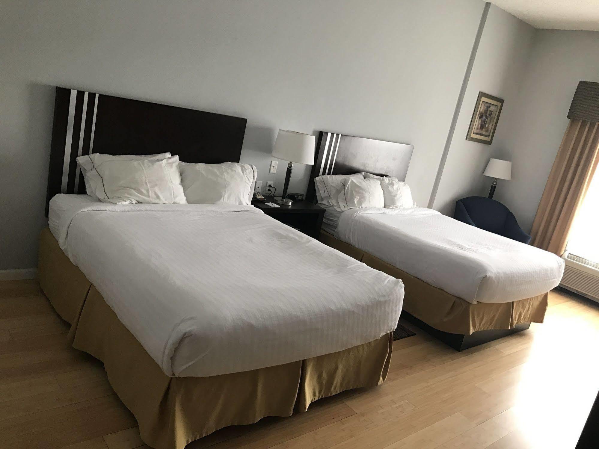 Holiday Inn Express - Bentleyville מראה חיצוני תמונה